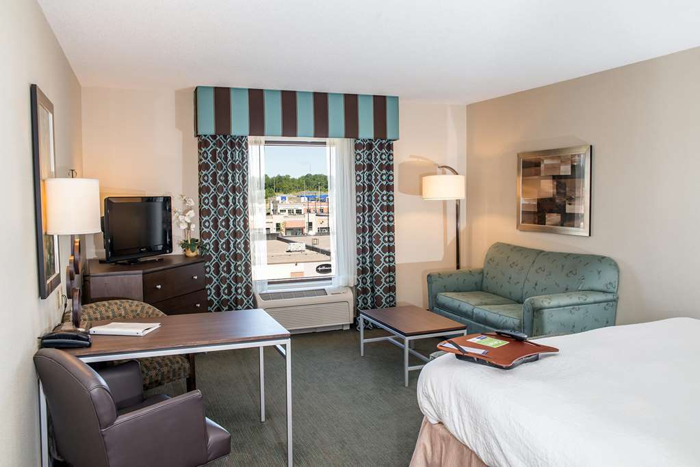 Hampton Inn & Suites By Hilton Dartmouth - Halifax Værelse billede